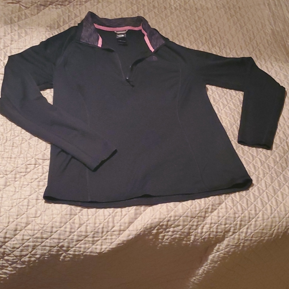 North Face black quarter zip pull over Large